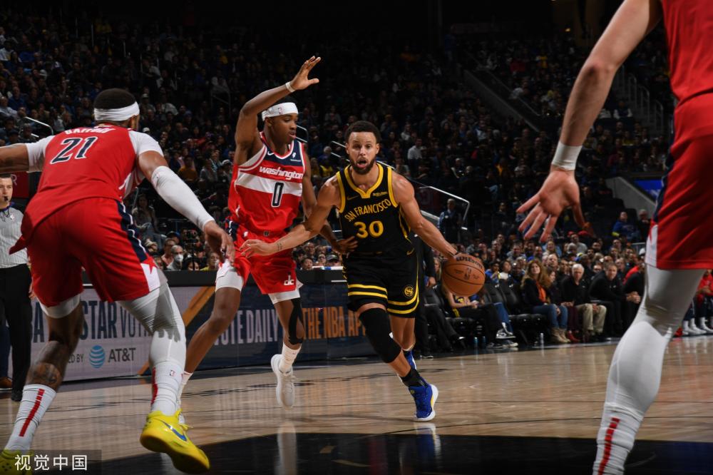 并激励他们 并激励他们